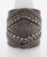 Auktion 365<br>breiter 925er Silber-Ring, offene Schiene, 10,9gr.