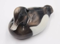 Auktion 365<br>Reiherente, Royal Copenhagen, Modellnr. 1924,  Unterglasurfarben, H-6cm L-11cm