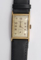 Auktion 365 / Los 2043 <br>Vintage-Armbanduhr, Dugena, Handaufzug, Werk läuft, getragene Erhaltung, 3,1 x 2,3cm