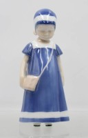 Auktion 365<br>Figur "Else", Bing &amp; Gröndahl, Dänemark, Entw. Ingeborg Plockross Irminger (1872-1962), Modellnr. 1574, H-16,8cm