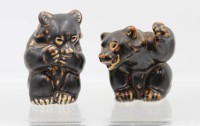 Auktion 365<br>2x spielende Bären, Royal Copenhagen, braune Glasur, ca. H-9cm