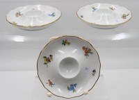 Auktion 365<br>3 Eierbecher von Hutschenreuther mit Blümchen-Dekor 