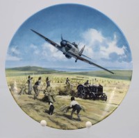 Auktion 365 / Los 7007 <br>Sammelteller, Heroes of the Sky, Hurricane Victory Pass, D-20,5cm
