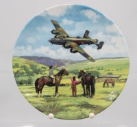 Auktion 365 / Los 7008 <br>Sammelteller, Heroes of the Sky, Halifax Salute, M. Turner,  D-20,5cm