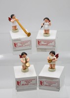 Auktion 365 / Los 14512 <br>4x div. Erzgebirge-Engel, Fa. Uhlig Seiffen, orig. Kartons, ca. H-5,5cm