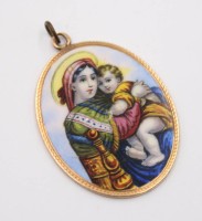 Auktion 365<br>Religiöser Anhänger, Sz Maria, Emaille, Ungarn,  4x3cm, 9,0gr.