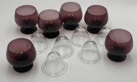 Auktion 365<br>6x gr. Cognacschwenker, violett getönt, mit Kunststoff-Einsätzen?