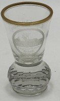 Auktion 365 / Los 10036 <br>Logenglas "Loge zum goldenen Hirschen" 1752-1935-Michael Altenburg, H-13 cm, Oldenburg, Scheideweg 124 (1935 wurden die Freimaurer -Logen verboten)