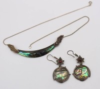 Auktion 365<br>Collier sowie passende Ohrhänger, Silber, Abalone-Muschel, ca. L-43cm und L-5,8cm, 13,3gr.