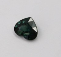 Auktion 365<br>blaugrüner Saphir, herzförmig, 0,59ct