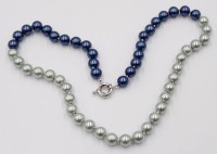 Auktion 365<br>Muschelkern-Perlenkette, ca. L-46cm