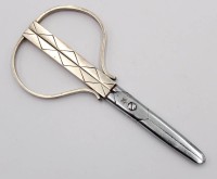 Auktion 365 / Los 11046 <br>grosse Traubenschere, Silber925-, Entw. Axel Holm, Danmark, L-14 cm, 66 gr