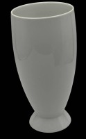 Auktion 365 / Los 8169 <br>hohe "Kaiser" Vase, weiss, H-29 cm, D-14 cm