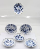 Auktion 365<br>6x div. Unterteller, Meissen, teilw. Schleifstriche u. Bestossungen, ca. D-14 bis 12,8cm