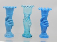 Auktion 365<br>3x sogen. Handvasen, 2x opalines Glas, älter, ca. H-22,5 bis 20,5cm