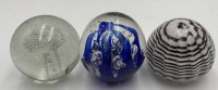 Auktion 365<br>3x div. Paperweights, H-max.6,5 cm