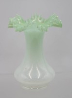 Auktion 365<br>Vase, Milchglas, älter, ca. H-19,8cm