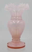 Auktion 365<br>kl. Vase, älter, rosafarben, ca. H-15cm