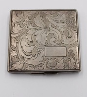 Auktion 365<br>kl. Etui, Alpacca, älter, ca. 6,8 x 6,8cm