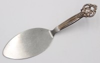 Auktion 365<br>Pasteten-Kuchenheber, Griff  Silver 925 Johannes Siggaard Denmark, L-17,5 cm