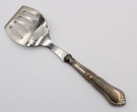 Auktion 365<br>Sardinen(?) Heber mit Silbergriff, Copenhagen "HS", L-16 cm