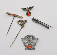 Auktion 365<br>5x div. Nadeln/Anstecker, 3. Reich