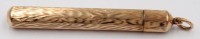 Auktion 365<br>kurzer Drehbleistift mit Öse, Gold-585-. Gravur 20.12.1902,für F.W.H.G. BruckmeyerL-ca. 7,5 cm, 23,3 gr.