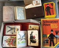 Auktion 365 / Los 12022 <br>10x div. Kinder-Kartenspiele, Quartette, anbei neues Romme-Canasta-Bridge Kartenspiel in Hülle, Vollständigkeit nicht überprüft