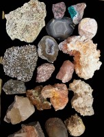 Auktion 365<br>ca. 40 Minerale, Quartze etc, zus. 13,5 kg