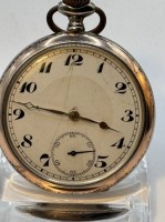 Auktion 366 / Los 2012 <br>mechan. HTU   in Silbergeh&auml;use-800-, Werk l&auml;uft, D-5 cm, Zifferblatt mit Riss