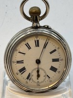 Auktion 366 / Los 2020 <br>mechan. HTU   in versilb. Metallgeh&auml;use, Werk steht, D-4,5 cm