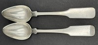 Auktion 366<br>2 Biedermeier Silber-Kaffeelöffel, 12 lötig, Meister Engel, L-15  cm, beide 15 gr.