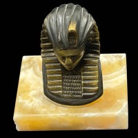 Auktion 366<br>Bronze Tut-Ench-Amun Kopf auf Steinsockel, H-10 cm