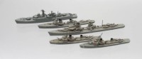 Auktion 366 / Los 15019 <br>5x Schiffsminiaturen, Wiking, &auml;lter, Kriegsschiffe, Gr&ouml;&szlig;tes L-9,8cm