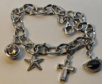 Auktion 366 / Los 1019 <br>Silber-925- Armband mit 4 Anh&auml;nger, L-20 cm, 20,1 gr