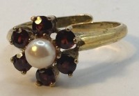 Auktion 366 / Los 1026 <br>offener Silberring-835-, vergoldet, Perle, rote Steine, 3,5 gr