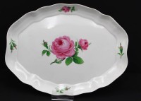 Auktion 366<br>gr. ovale Platte "Meissen" rote Rose, 2.Wahl, Rand mit kleinen Chip, 37x27 cm