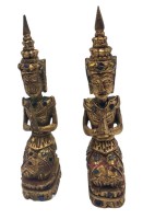 Auktion 366<br>2 betende Buddhas, Holz vergoldet mit Glasst&uuml;ckchen, H-20 cm