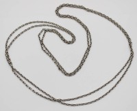 Auktion 366 / Los 1051 <br>endlos gearbeitete Silber-Kette, &auml;lter, 25,3gr.