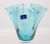 Auktion 366<br>Vase, gewellter Rand, Villeroy &amp; Boch, ca. H-16,8cm D-19cm