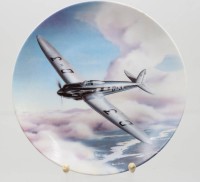Auktion 366 / Los 7017 <br>Sammelteller, Heinkel 70 &uuml;ber dem Flu&szlig;delta, Bradex-Nr., D-19,5cm