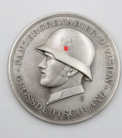 Auktion 366<br>Medaille der Panzergrenadier-Division Gro&szlig;deutschland, D-6,5cm