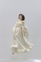 Auktion 366<br>Royal Doulton, "FREE SPIRIT", 1995, Frau in elfenfarbenden Kleid m. Goldstaffage, H-19cm