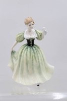 Auktion 366<br>Royal Doulton, "LILLY", Peggy Davies Collection, 1997, Frau in dunkelgrünem Korsett, H-19cm