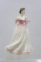 Auktion 366<br>Royal Doulton, "CHARITY", 2000, Frau in Relief-Blumenkleid m. rosa Bl&uuml;ten, H-21cm