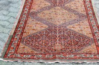 Auktion 366<br>antiker dünner Orientteppich, 200x9128 cm, Altersspuren