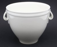 Auktion 366<br>Vase "KPM" Berlin, sogenannter  Mozart Becher, Entw. Siegfried Sch&uuml;tz, blaue Zeptermarke, H-11 cm, B-15 cm