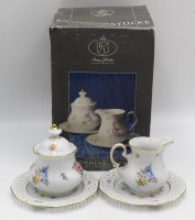Auktion 366<br>2x Kartons mit Burg Lindau Geschirr, Milch-Zucker mit 2 Tellerchen sowie ein komplettes Gedeck, Blumendekor, Durchbruchrand