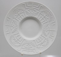 Auktion 366<br>Schale, Rosenthal, Reliefdekor, Entw. Cuno Fischer, Wei&szlig;porzellan, H-4,2cm D-23,5cm