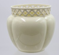 Auktion 366<br>sch&ouml;ne Vase, ungemarkt aber wohl Zolnay, ca. H-17cm